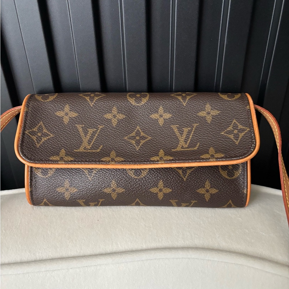 Louis Vuitton LV Shoulder Bag Pochette Twin Monogram